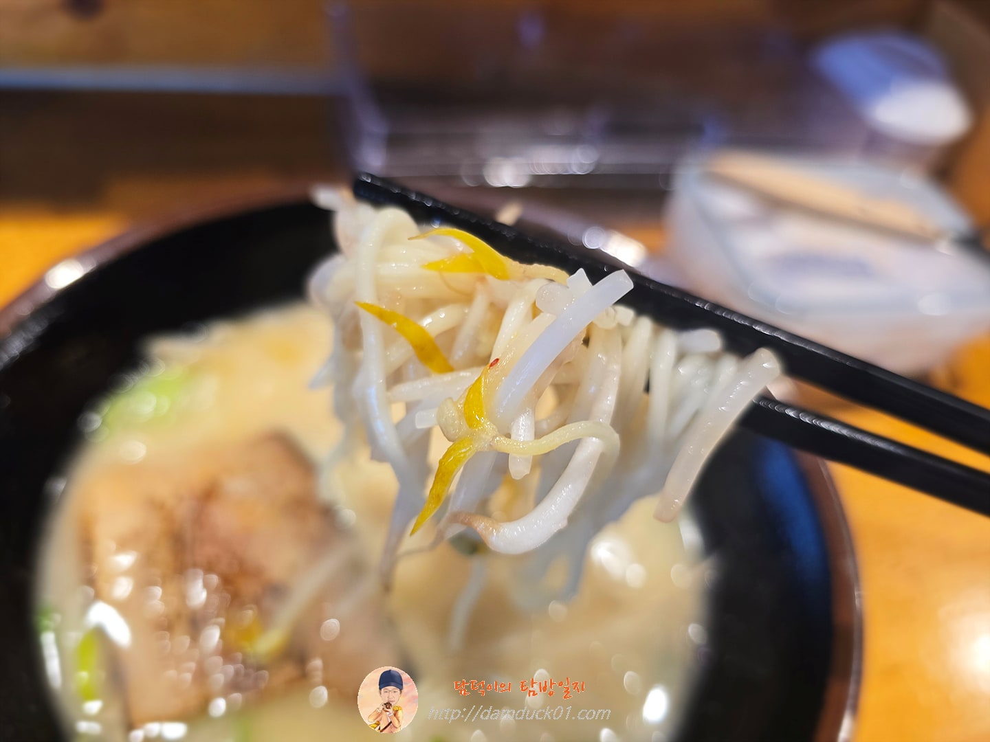 돈코츠라멘