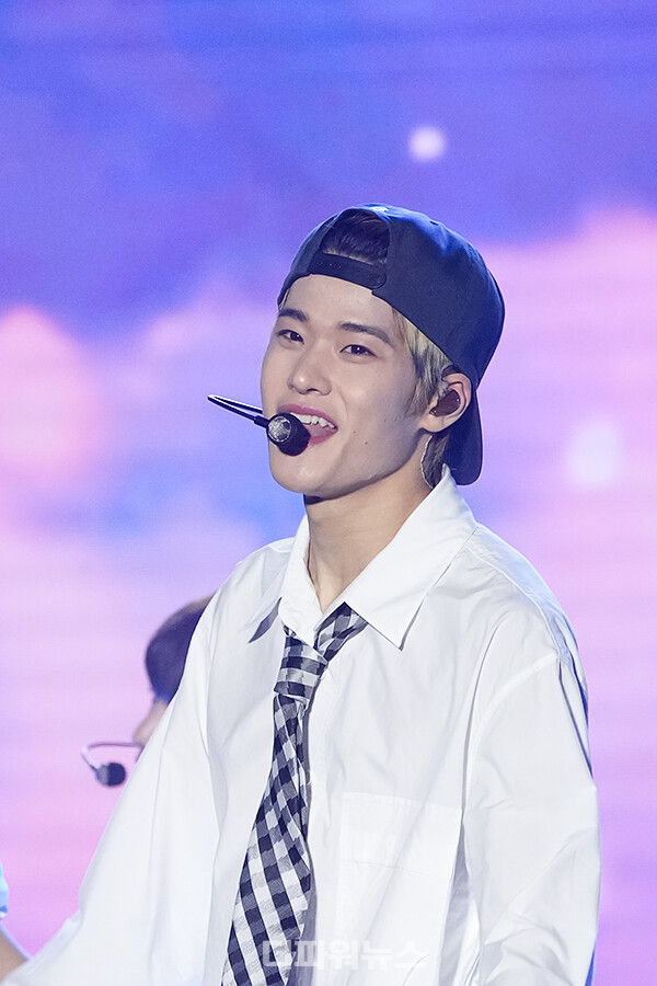 무대 위 라이즈 소희