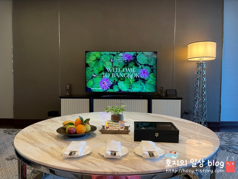 방콕 신돈켐핀스키 그랜드 이그제큐티브 스위트룸 웰컴푸드