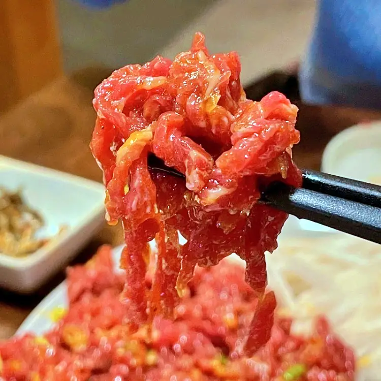 투데이 맛있는 메뉴 뭉티기 육회, 한우 아롱사태 수육, 소고기 전골, 오드레기 맛있는 족발집 추천 부산 수영 광안동 맛집