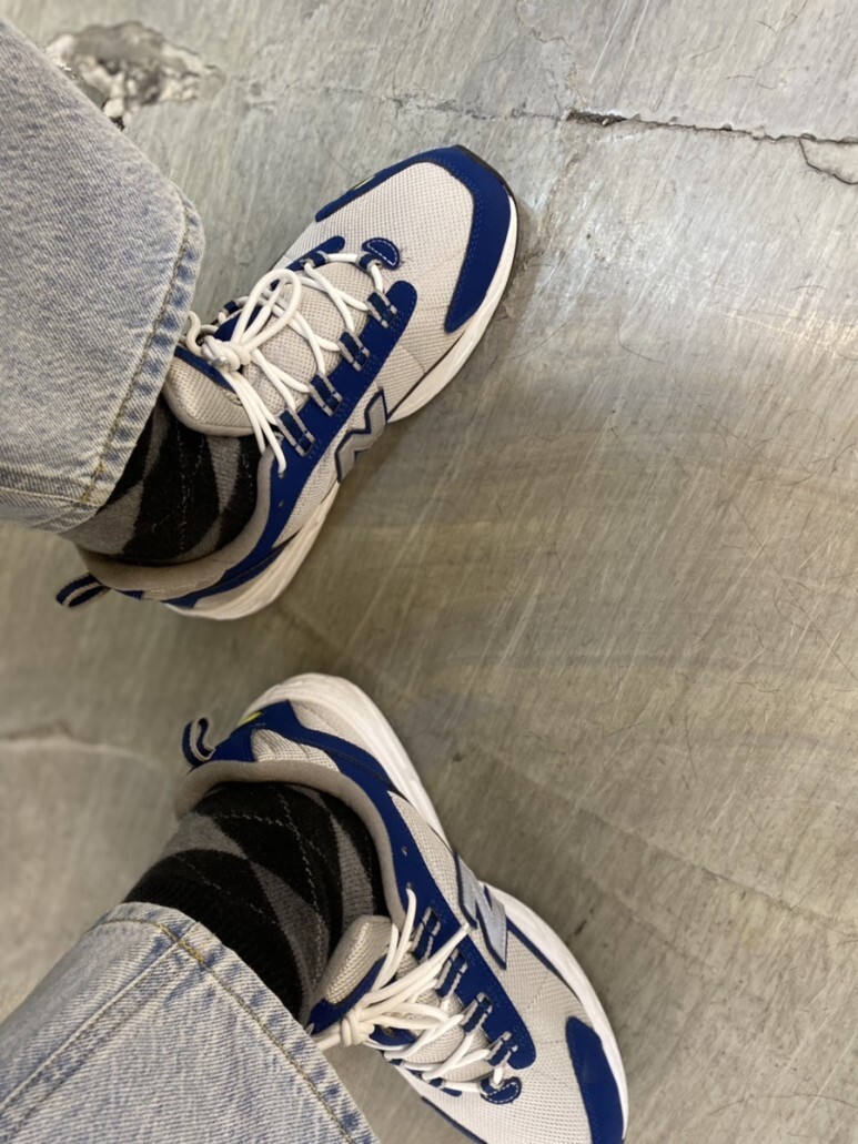 데일리 룩(오뭘입)_그레이휴코트 밴웍스목폴라 피스워커청바지 뉴발란스신발 뉴발란스운동화 ML615NBS ootd