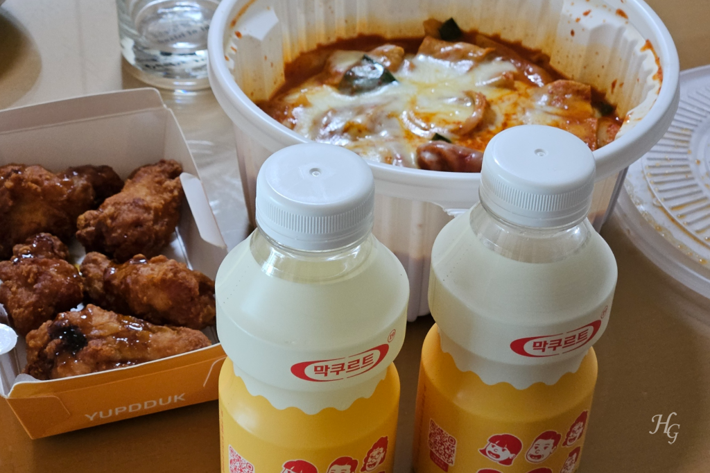 막쿠르트 2병&#44; 엽기떡볶이&#44; 엽봉