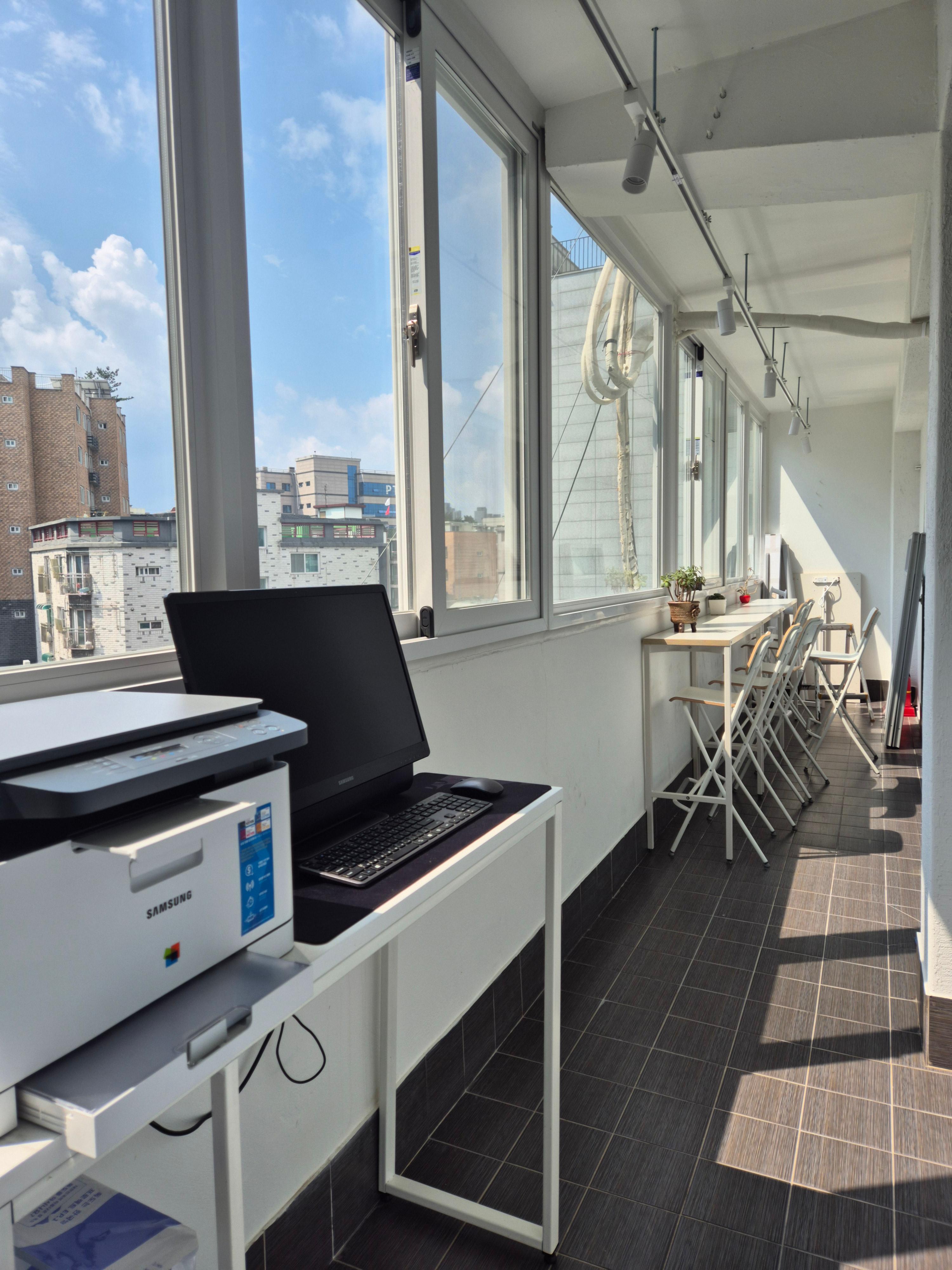 탕비실에 놓여있는 출력기