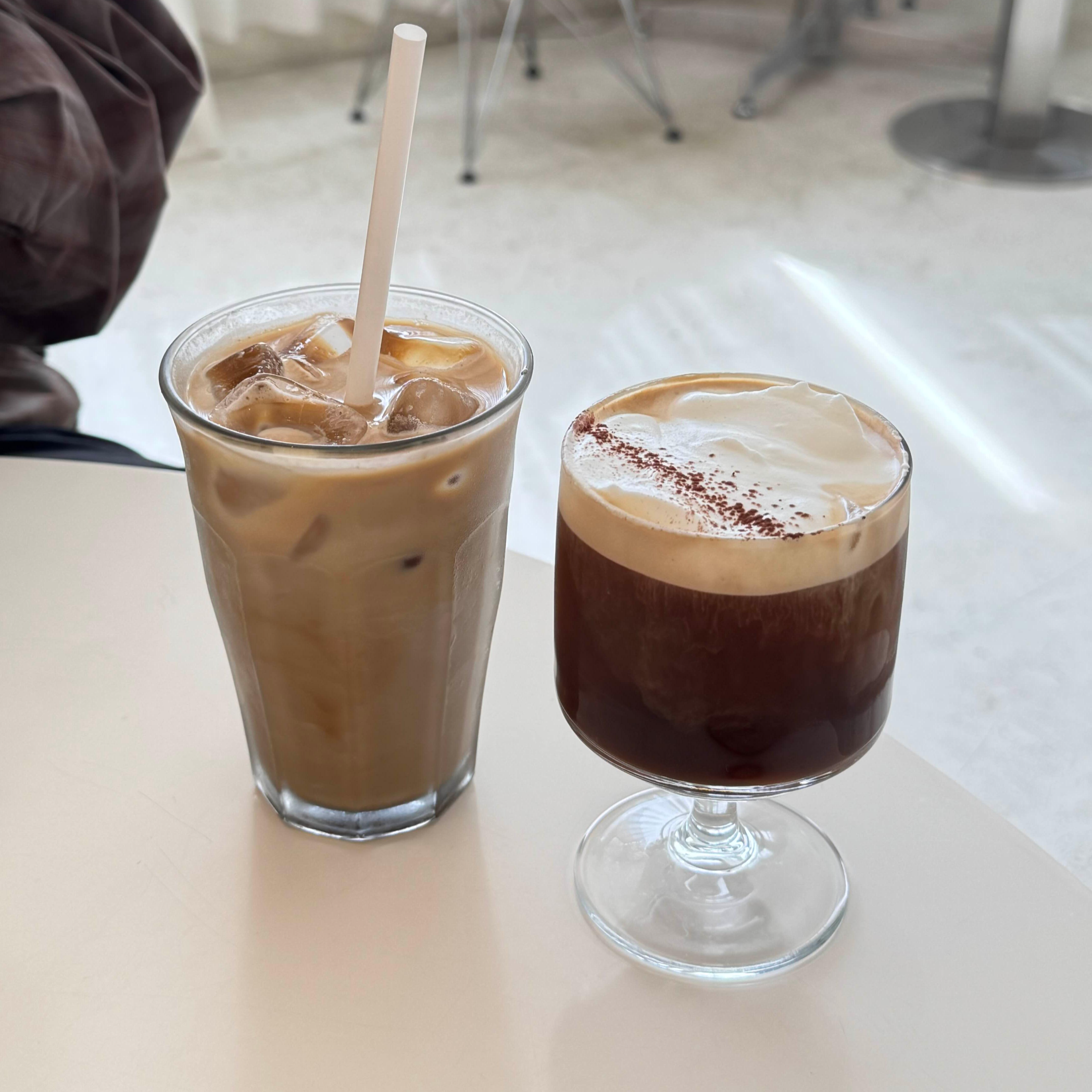 패터슨커피 — 여유로운 공간, 넷플릭스 보며 데이트하기 좋은 카페