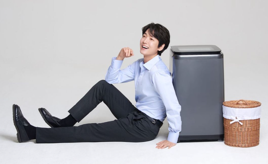 정경호 프로필 드라마 결혼 아버지 엄마 수영 나이 집안 연출 샴페인