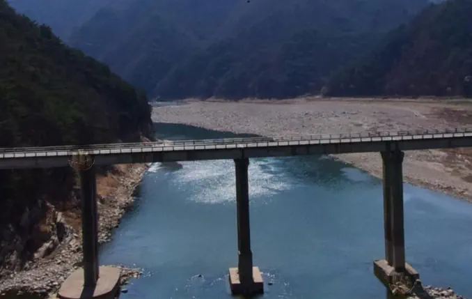 히어로는 아닙니다만 인제