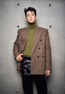 차은우 &ndash; 클래식 수트