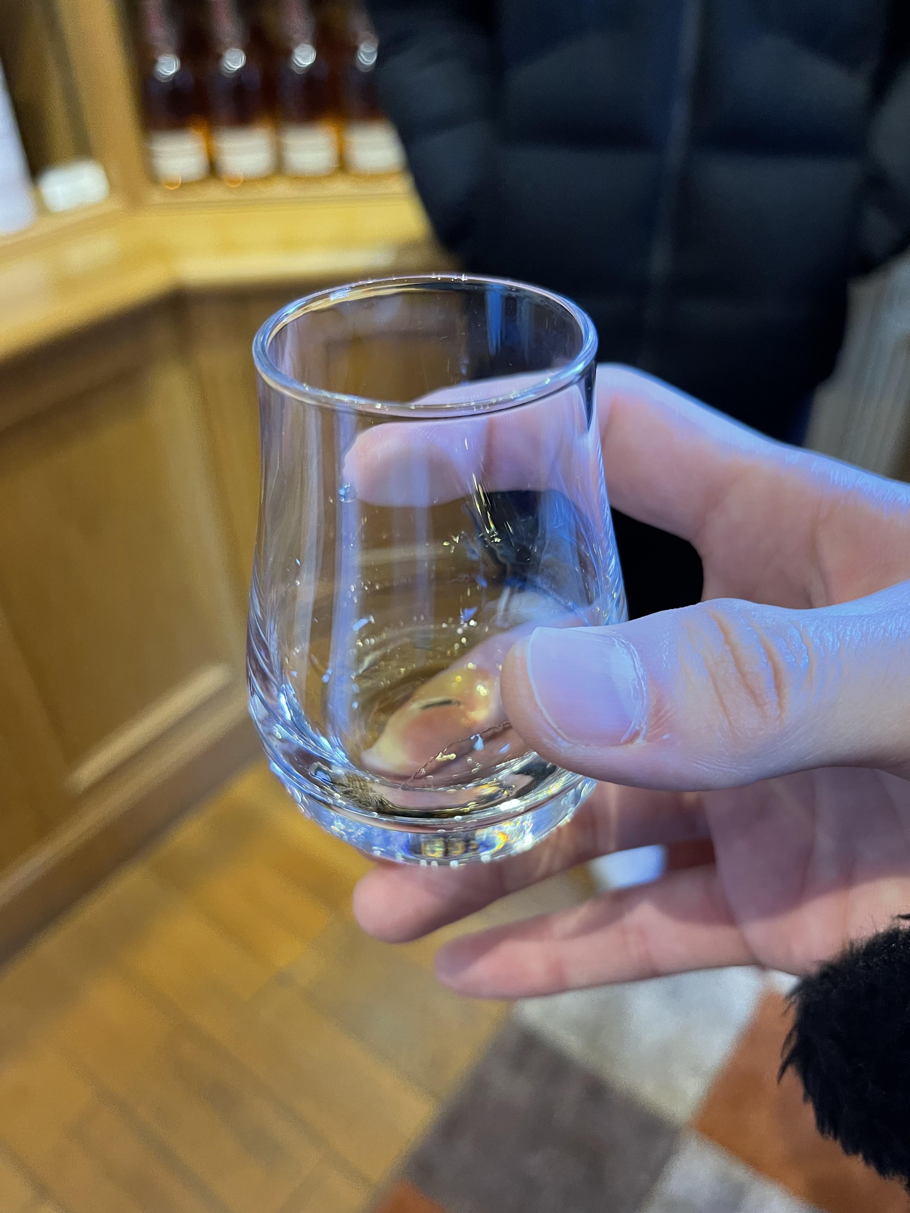 아벨라워 11년 증류소 한정판