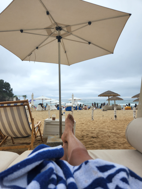 카바나에-누워서-보는-해변