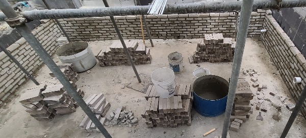 중정 치장벽돌 작업 모습