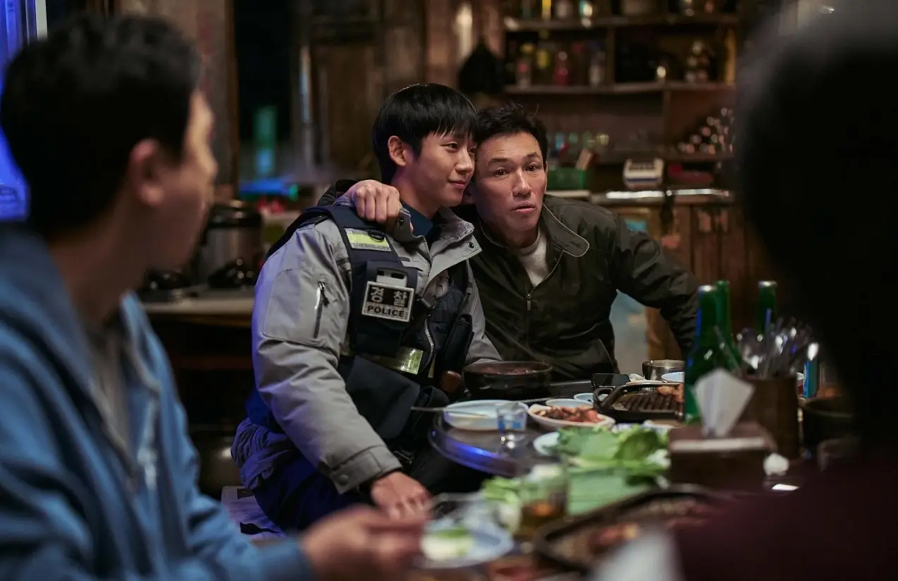 영화-베테랑-1-2-출연진-관객수-OTT