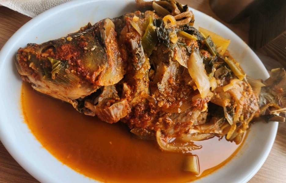 옥천-붕어찜-어부