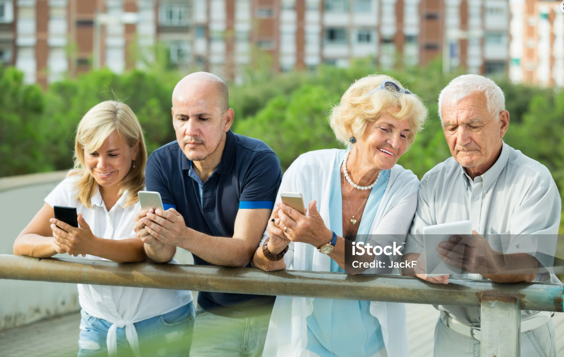 디지털 과다 뇌에 피로를 누적시키고 스트레스를 유발하게 됩니다.