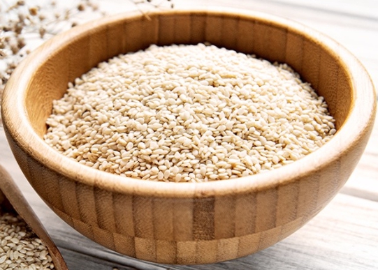 한국의 떡 종류 송편-깨