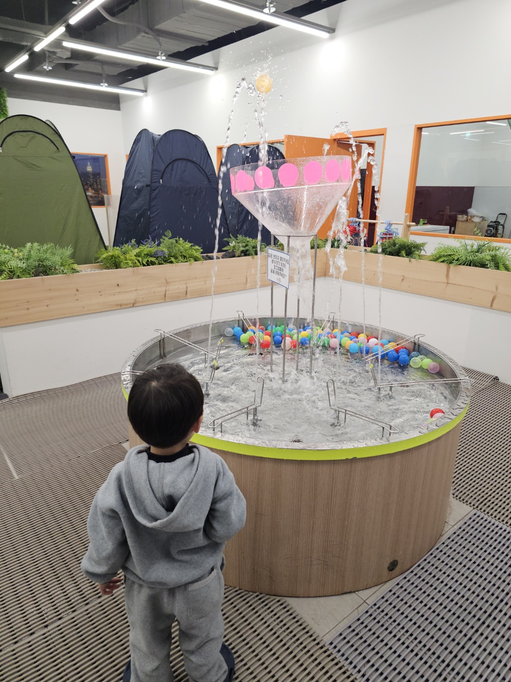 동탄 상상샘 플레이뮤지엄 1시간 이용권 후기: 모래놀이부터 물놀이까지 알찬 1시간 체험