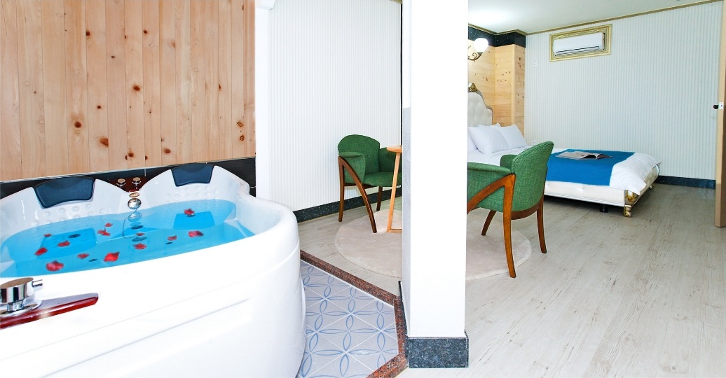 그곳에가면 펜션 B동 101호 스파