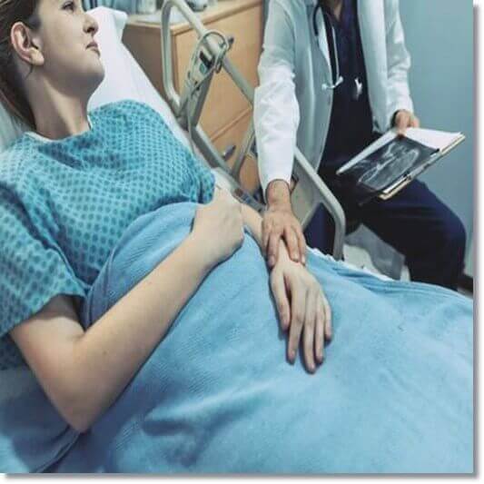 뇌경색 치료, 뇌경색 병원 치료 받은 여성