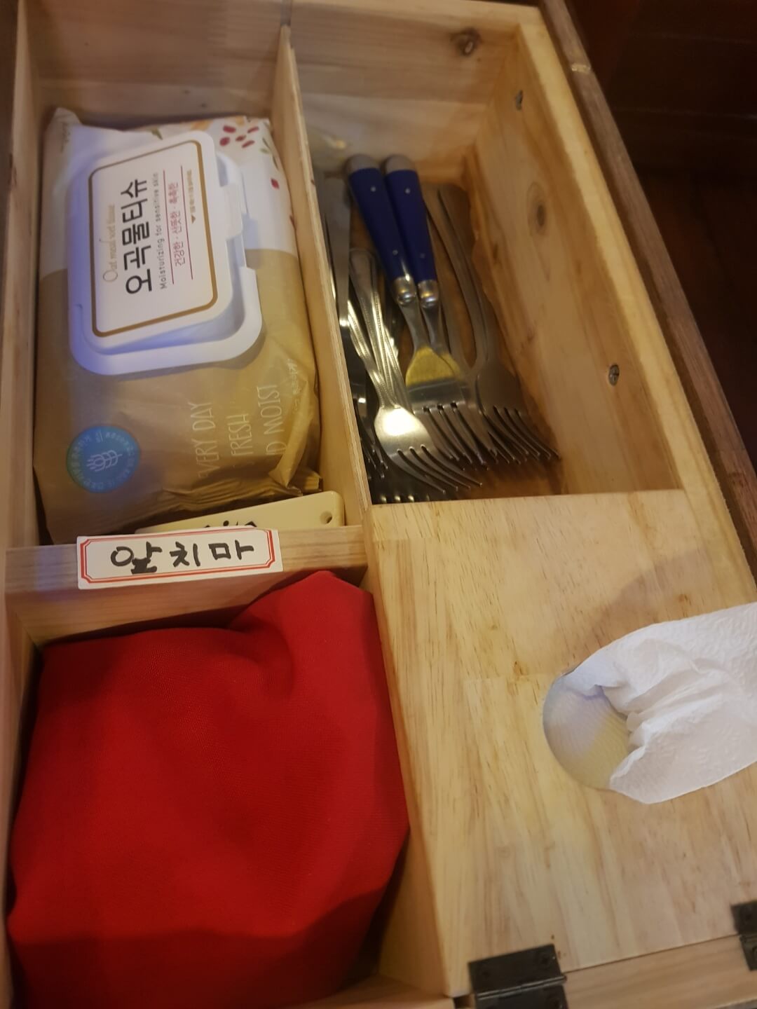 강동구 굽은다리역 맛집 숯불직화꼬치바베큐 메뉴 리뷰 크림 생맥주 닭꼬치 맛집