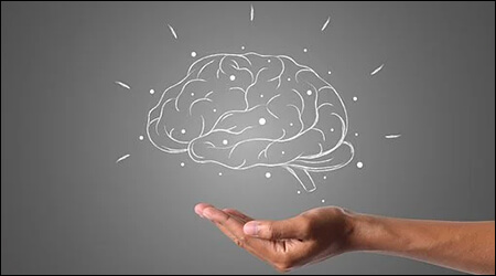 손 위에 있는 두뇌 아이콘