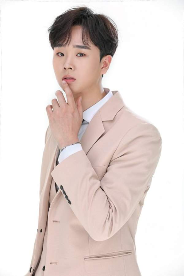 송민준 프로필