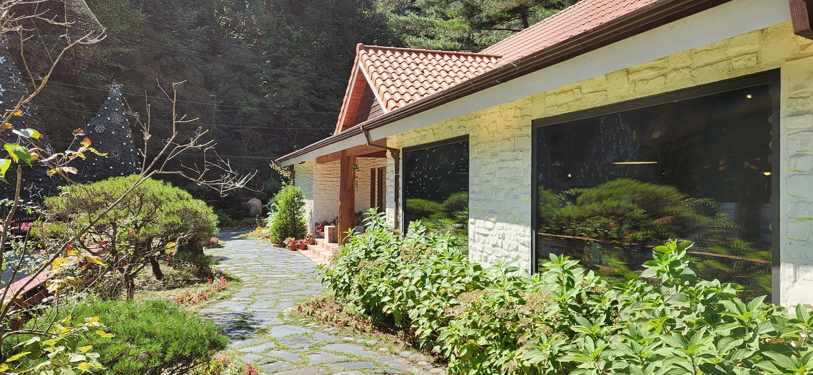 정선 맛집 브런치 카페 아라미스 전경