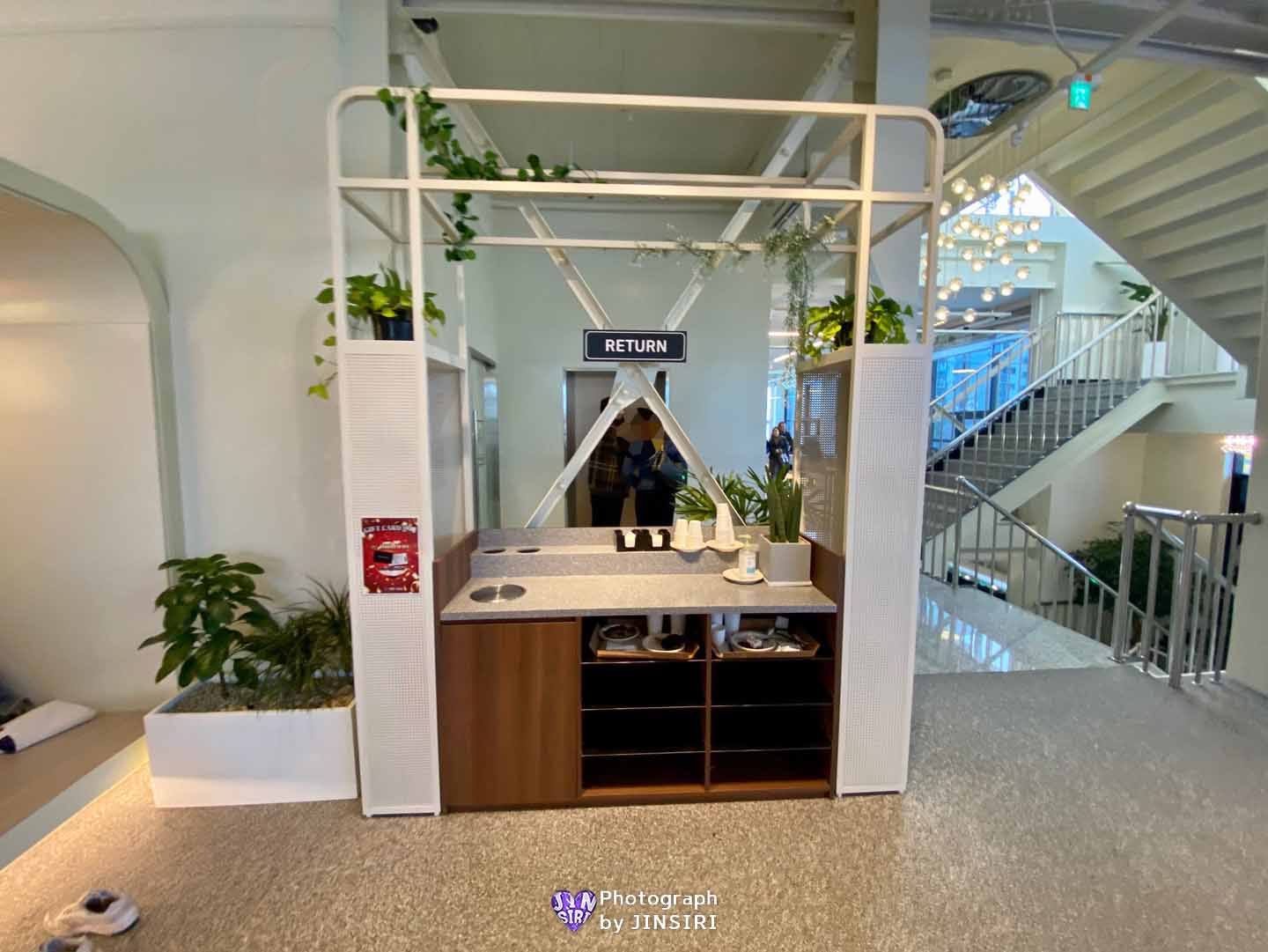 ๊นํฌ ํ๋์์ธ๋ ๋ฒ ์ด์ปค๋ฆฌ ๋ํ์นดํ ์์ธ๊ทผ๊ต ๋๋ผ์ด๋ธ ๋นต์