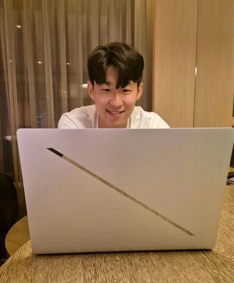 박서준손흥민커피차&amp;#44; 손흥민박서준우정&amp;#44; 연예인커피차선물&amp;#44; 박서준촬영장커피차&amp;#44; 손흥민응원&amp;#44; 박서준차기작&amp;#44; 연예계브로맨스&amp;#44; 월드클래스우정&amp;#44; 손흥민선물&amp;#44; 박서준손흥민브로맨스 