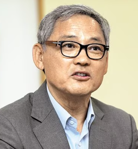 유인촌 나이