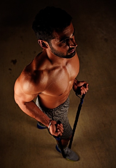 어깨 운동의 중요성과 상급자 가이드: 강하고 완벽한 어깨 만들기