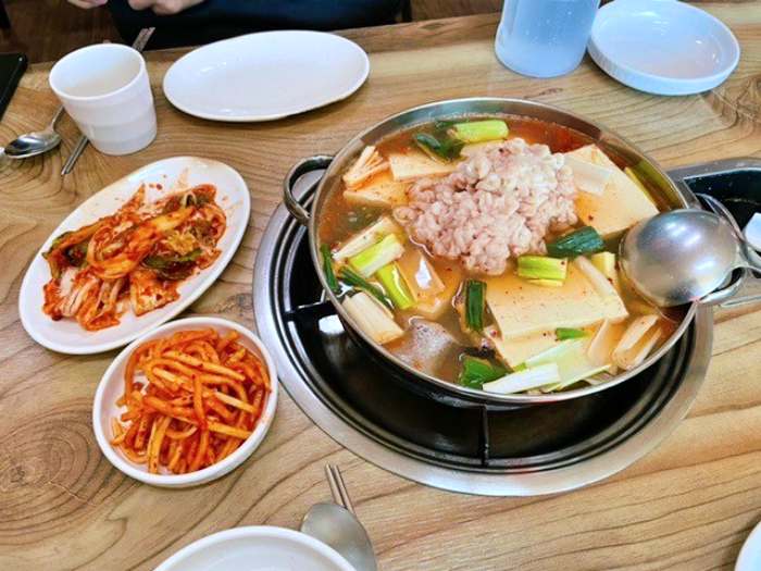토요일은밥이좋아 토밥좋아 천안 감칠맛 생태찌개 맛집