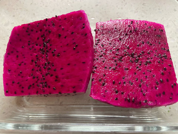 용과 먹는법 - 슬라이스 또는 큐브 형태로 손질