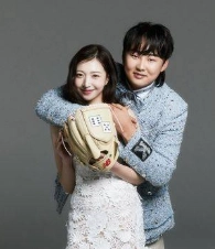 김지연 정철원 파경 총정리 (+이혼 외도 의혹 폭로 결혼 한 달만에 파경 프로필 나이 직업 인스타 러브캐처 롯데 자이언츠 김지연 정철원 파경)