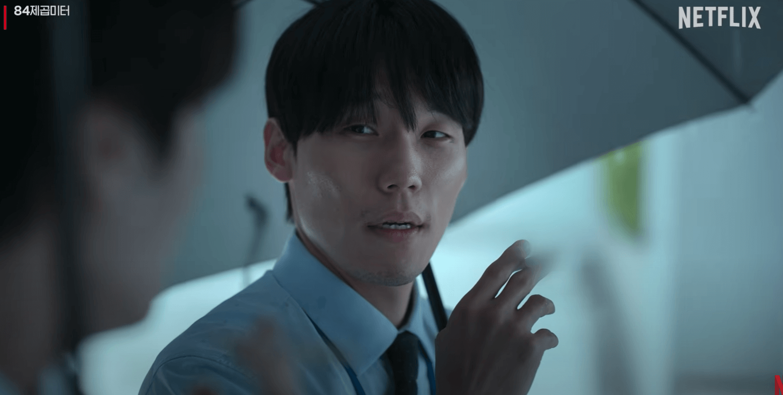 84제곱미터: 현실을 담은 스릴러 영화 리뷰22