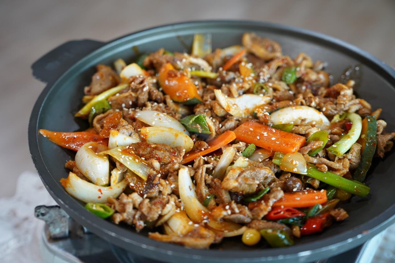 생생정보 장PD의 AI 여행기 가평 잣두부전골 맛집 다믈촌 연인이 가기 좋은 가평 여행 생생정보 2303회