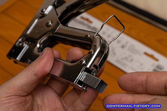 화신 WS-108 건타카 ㄷ 타카핀 장착