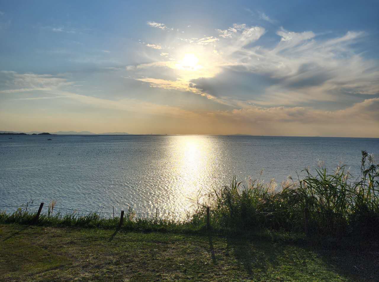 해질 무렵 포인트 cc 사진으로 모두 담기 어려운 아름다움