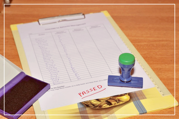 CRS 점수를 올리는 7가지 실전 전략: 2025 Express Entry 완전 공략