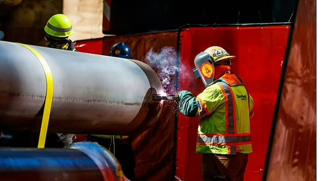 기울어진 샌프란시스코 밀레니엄 타워 보수 공사 동향 VIDEO: Millennium Tower’s sinking and tilting creates 1-inch gap with 12-story podium structure