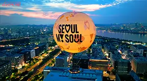 하늘에 뜬 서울달 홍보 사진