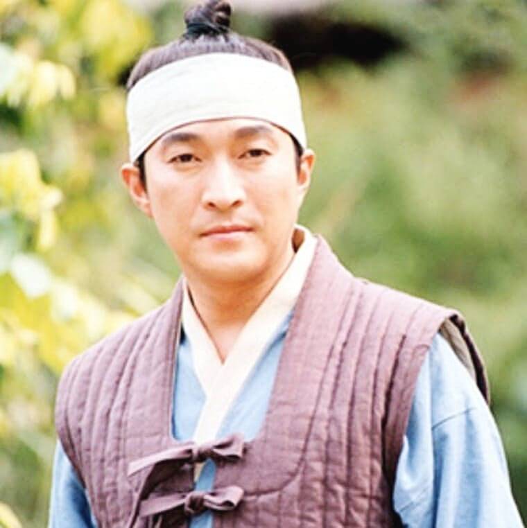 배우-이재룡