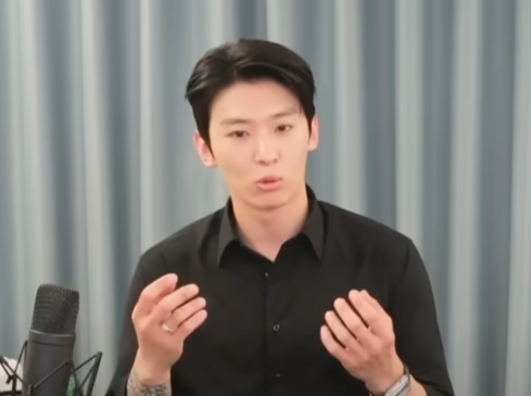 덱스&amp;#44; 술자리 매너로 또 한 번 &lsquo;매너남&rsquo;