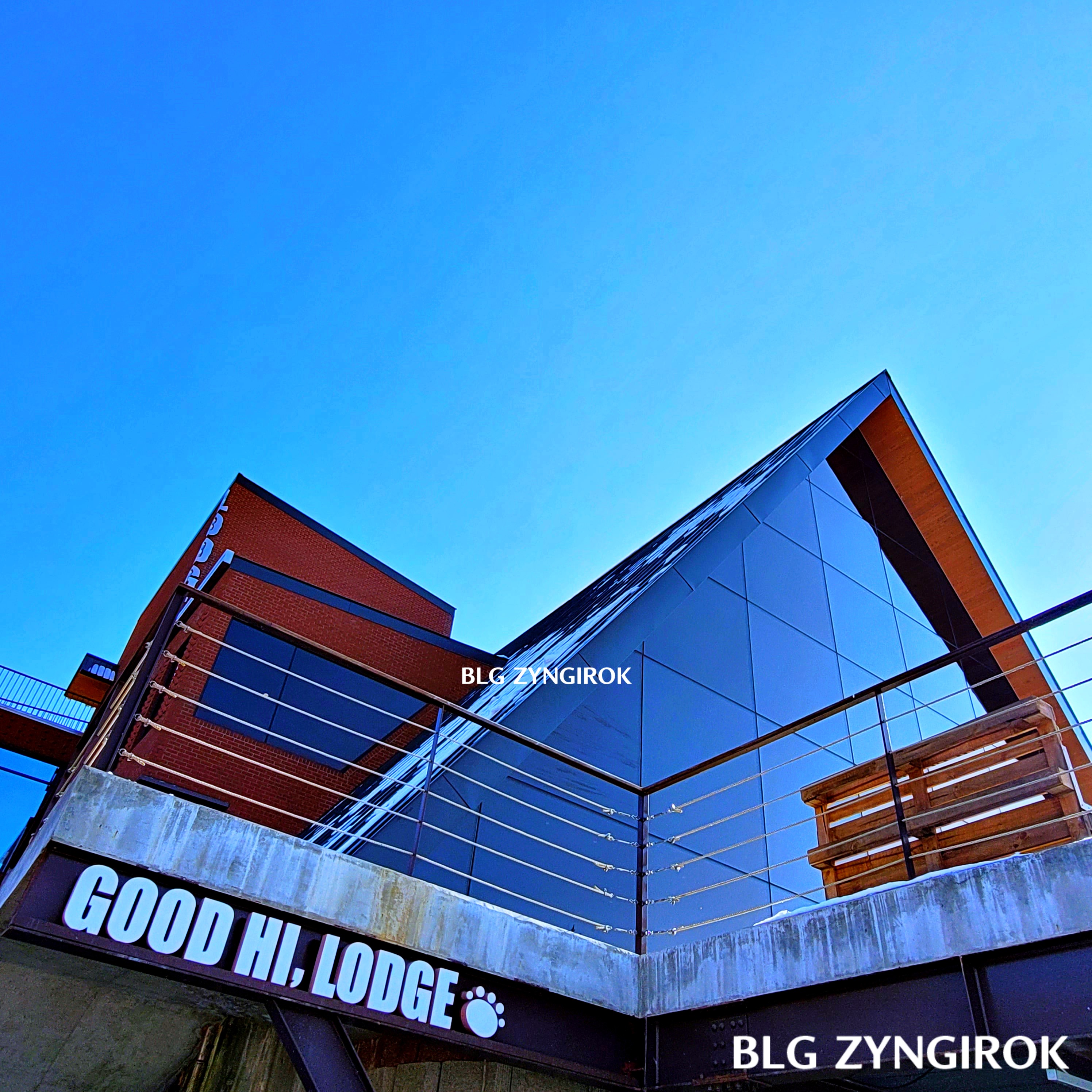 양주 카페 럿지 LODGE 외관 모습이다.