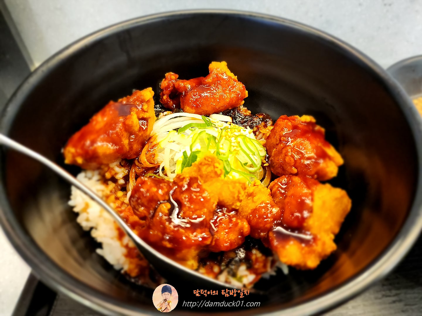 매콤치킨마요덮밥