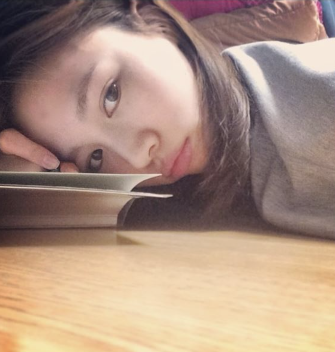 진아름 인스타 셀카