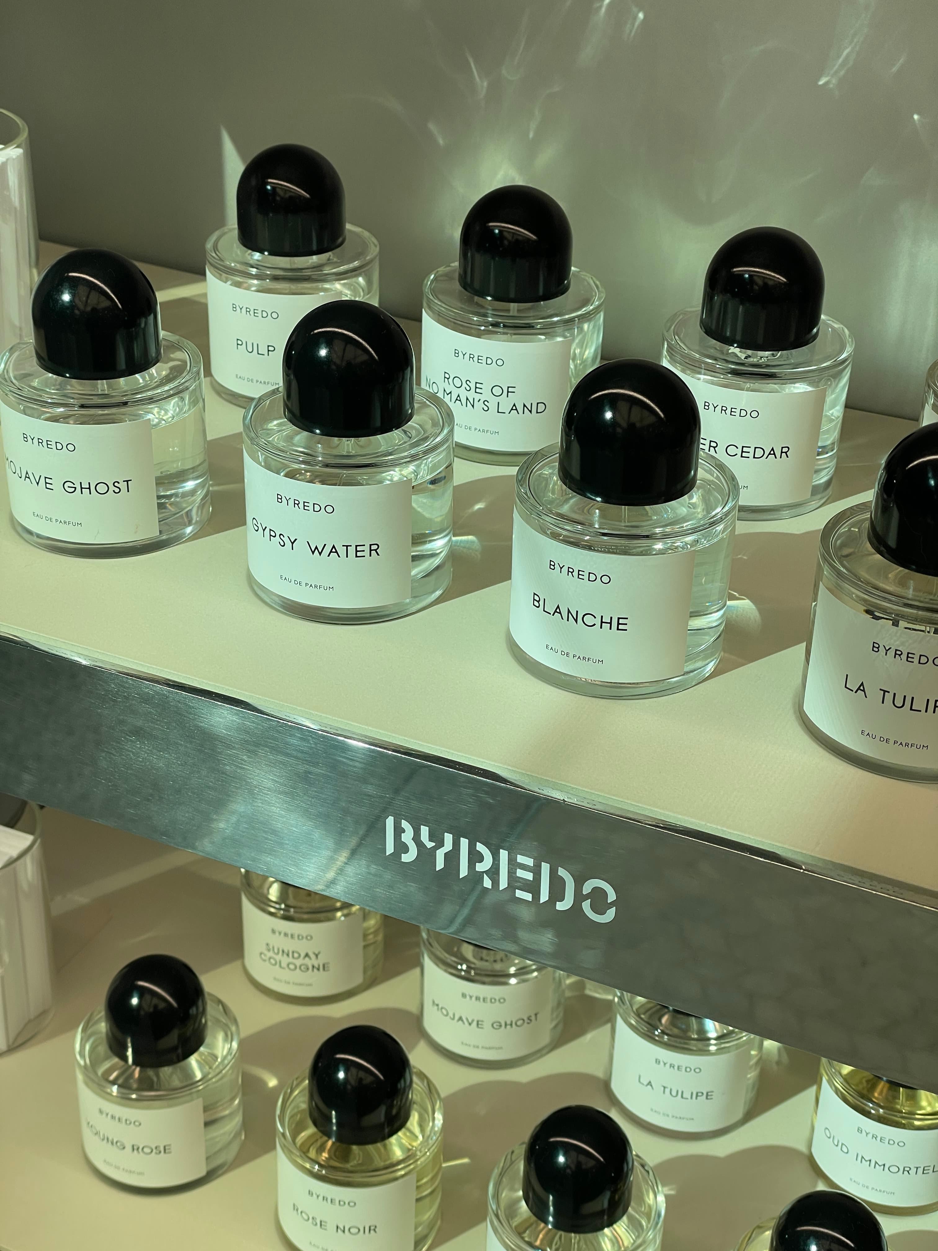 MZ 여성을 사로잡은 요즘 인기 있는 니치 향수 베스트 5