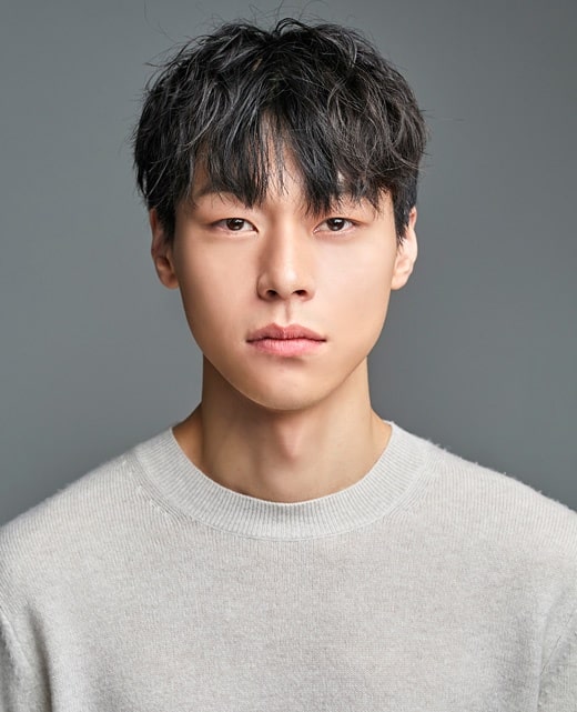 이규현 화보 모습