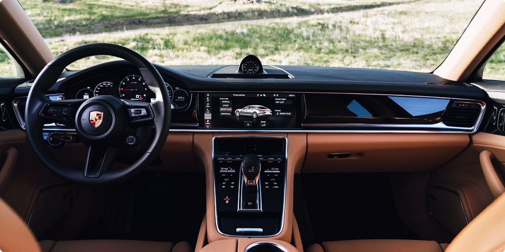 포르쉐 파나메라 4