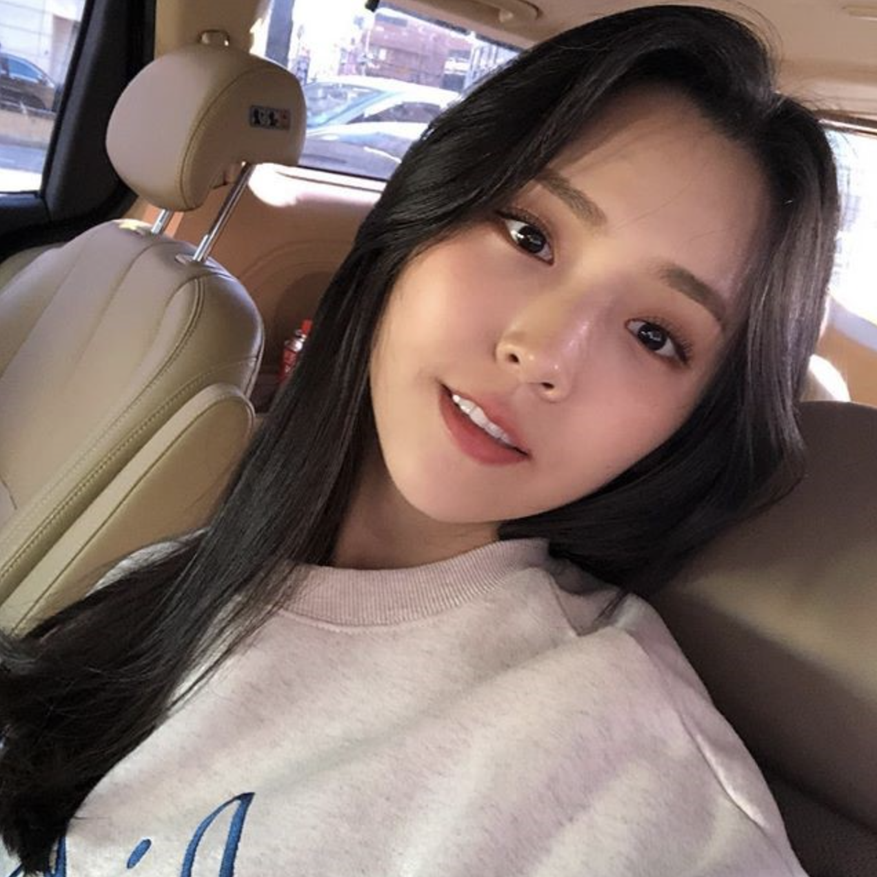 김지은 셀카