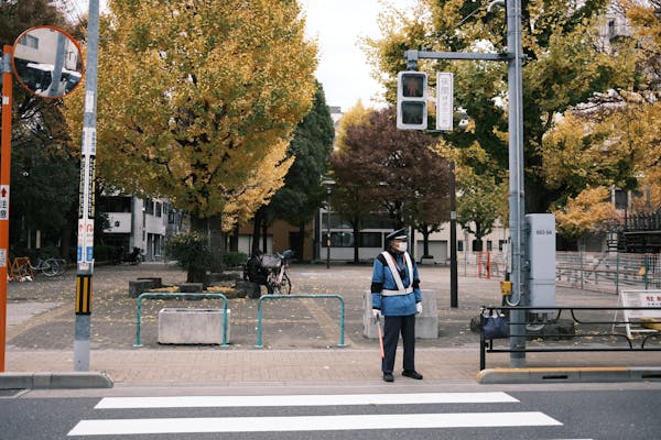 일본에서 안전 주의 시키는 사람