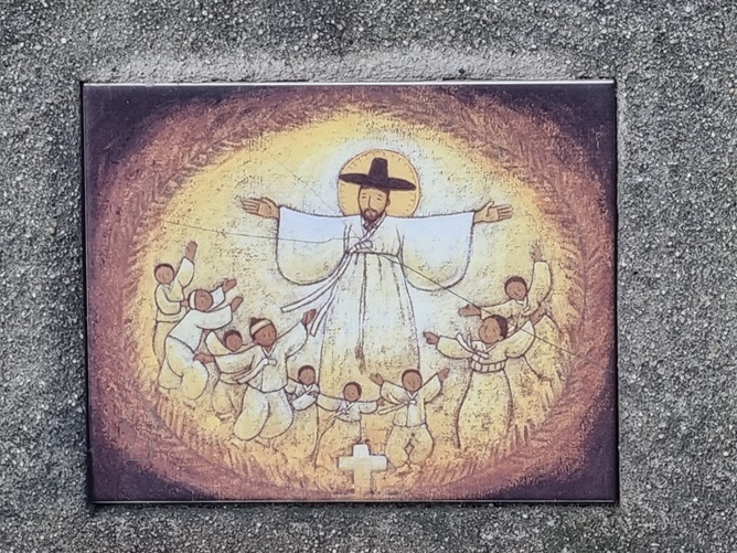 수원교구 하남시 구산성지에 있는 십자가의 제15처 그림입니다. 심순화 카타리나 작가님의 작품입니다.